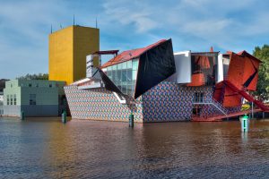 Groninger Museum dichtbij camping de veenborg